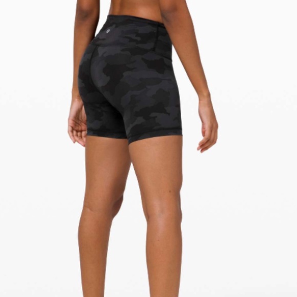 Wunder Train Contour Fit High-Rise Short size 6 - Picture 2 of 5